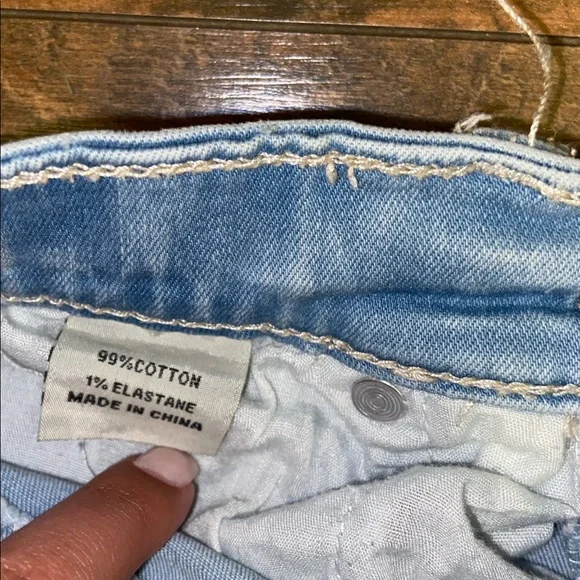 Showpo Christina Skinny Jeans in Light Wash Denim - Picture 13 of 13